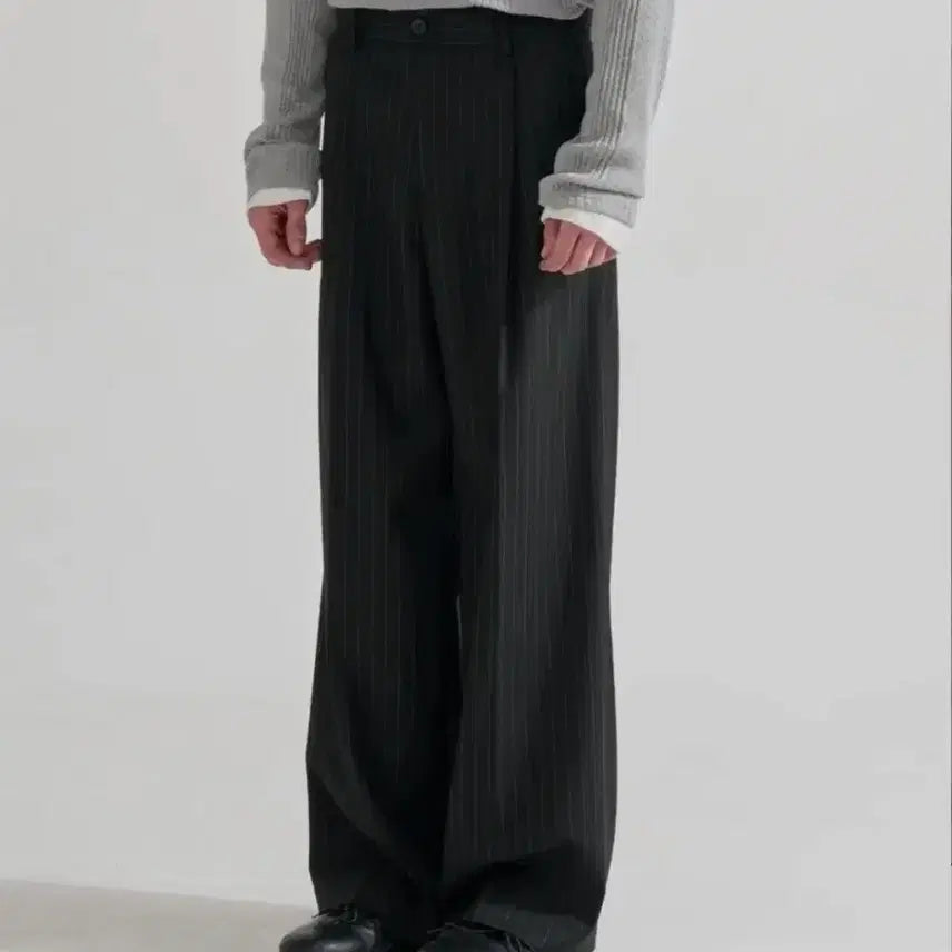 [BUNJANG] Juang Homme Pinstripe Slacks (M) / 주앙옴므 핀스트라이프 m