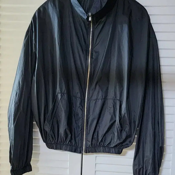 [BUNJANG] Black Windbreaker Jacket / 블랙 바람막이 자켓