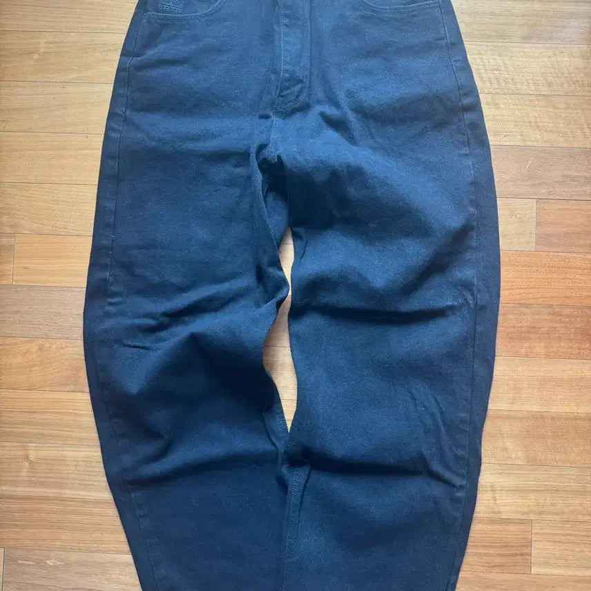 [BUNJANG] ETR Essential Relaxed Denim Pants (Black) / 이알티알 팬츠 Essential Relaxed Denim Pants (Black)