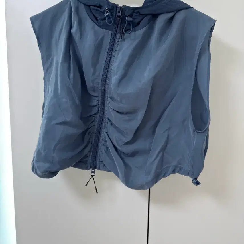 [BUNJANG] The Ilma Zip-Up Vest / 더일마 집업 베스트