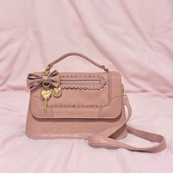 [BUNJANG] LIZLISA Classic Pink Ribbon Key Charm Shoulder Bag / LIZLISA 리즈리사 고전 핑크 리본 열쇠챰 키링 숄더백