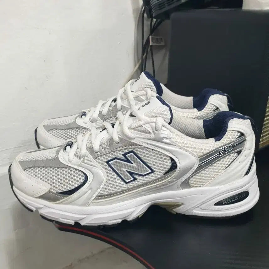 [BUNJANG] New Balance 530 White Navy Sneakers (240) / 뉴발란스 530 화이트 네이비 240
