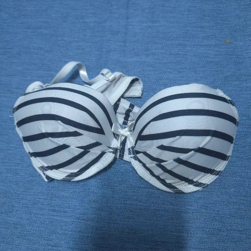 [BUNJANG] Striped Bra / 줄무늬 브라