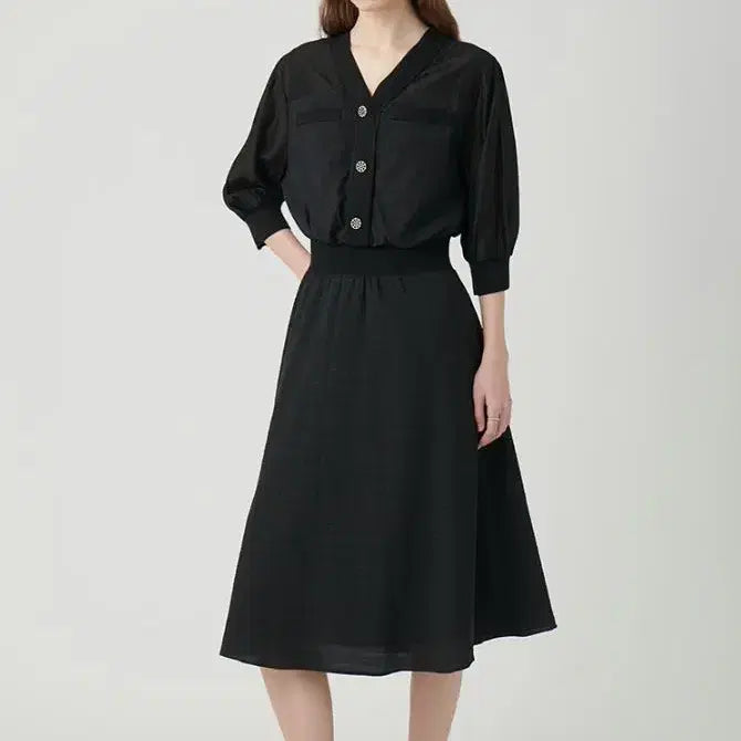 [BUNJANG] Satin Blouson Fit Flare Long Dress / 샤틴 블루종핏 플레어 원피스 55