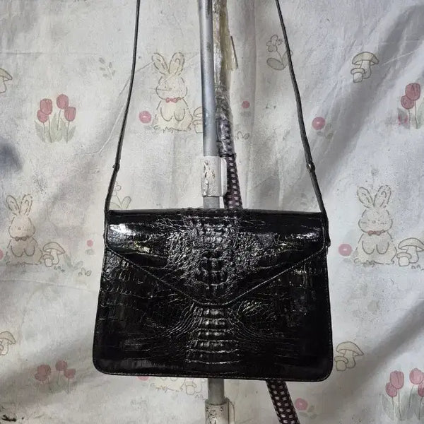 [BUNJANG] Aami Genuine Crocodile Leather Shoulder Bag / Aami    리얼  악어가죽  숄더백