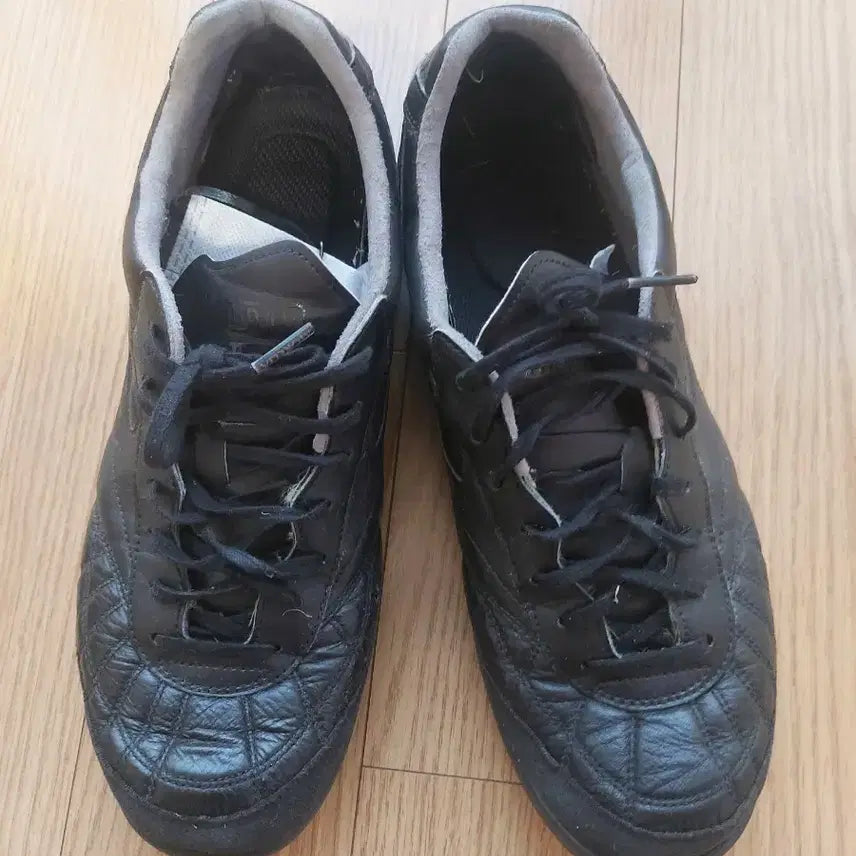[BUNJANG] Mizuno Morelia Sala Japan JP TF Soccer Cleats Size 270 / 미즈노 모렐리아 살라 재팬 JP TF 270