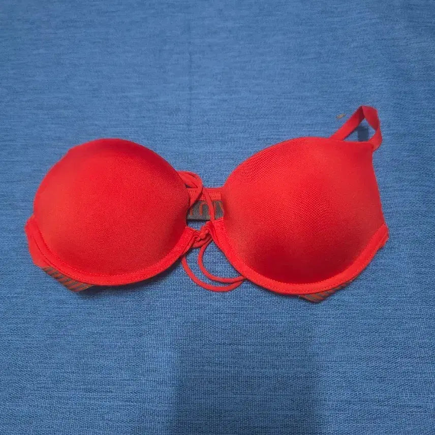 [BUNJANG] Vivid Red Bra / 선명한 빨간색 브라