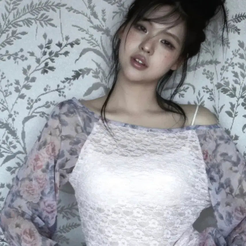 [BUNJANG] Handmade Boat Neck Blouse Moranjukdo M Size / 한땀한땀 제가화첩 보트넥 모란괴석도 M size