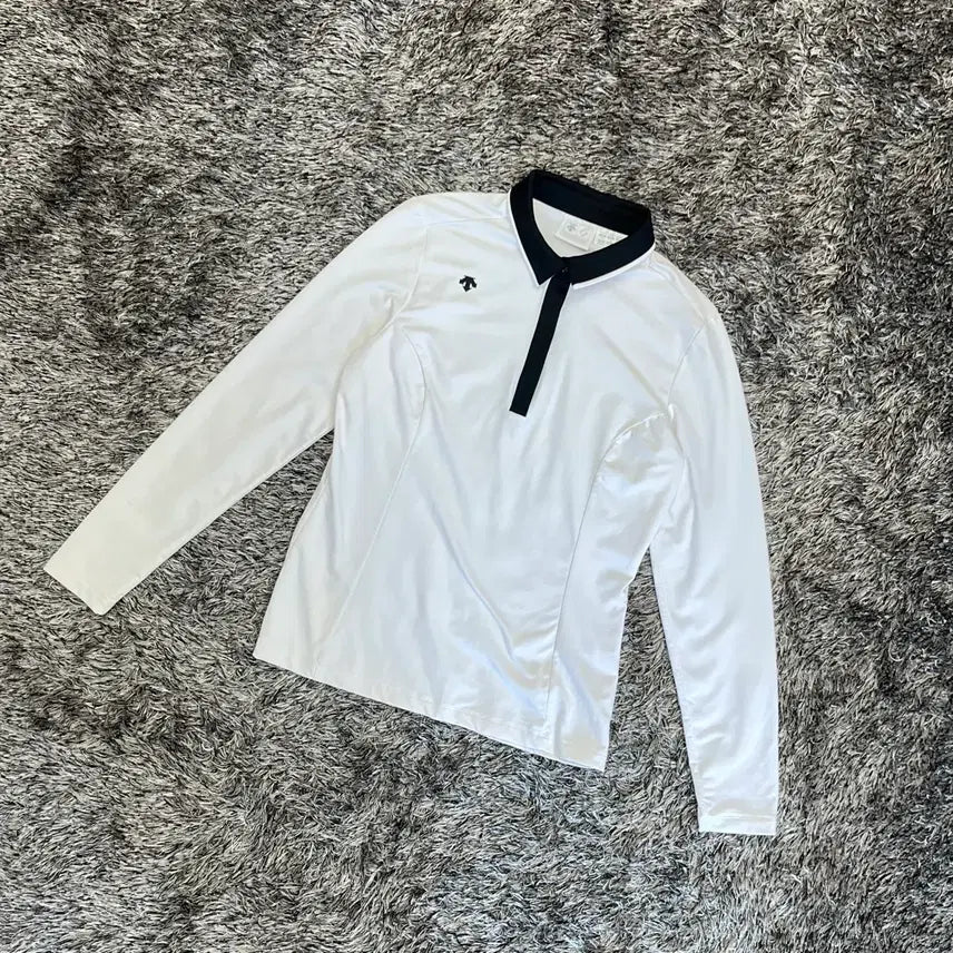 [BUNJANG] Descente Women's Long Sleeve T-Shirt / 데상트 여성 긴팔 티셔츠 (90)