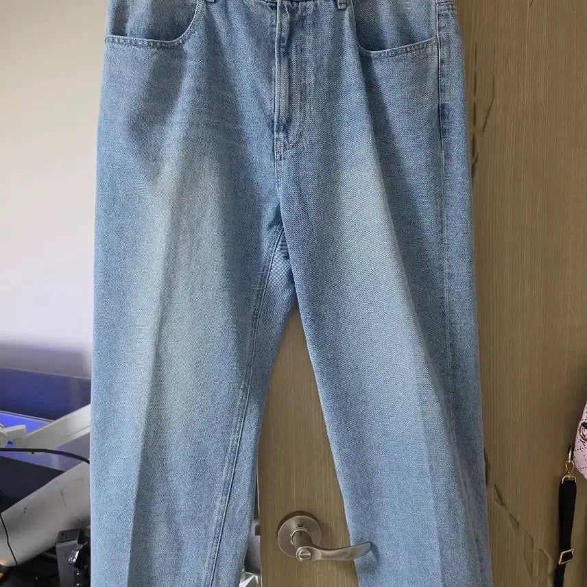 [BUNJANG] Time Homme Light Wash Denim Pants / 타임옴므/데님 팬츠/연청/88