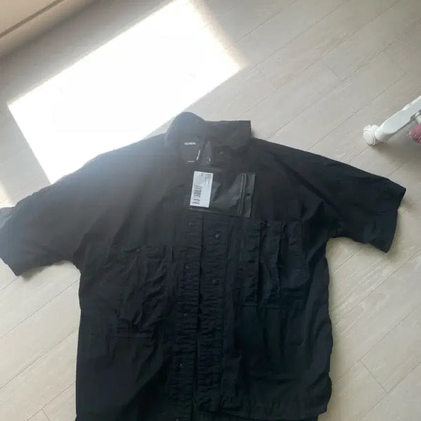 [BUNJANG] Nemen Black Short Sleeve Shirt / Nemen 반팔 셔츠