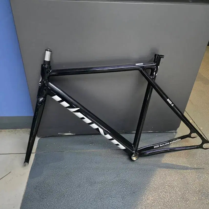 [BUNJANG] Unknown Bikes X Pixie Gloss Black Frameset - Size L / 언노운 베이스 X 픽시 유광블랙 프레임셋 L