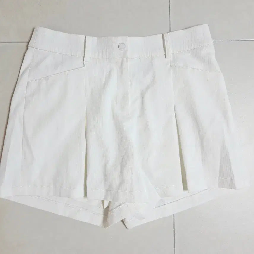 [BUNJANG] Daks Golf Women's Shorts Size S / 닥스 골프 여성 반바지 S