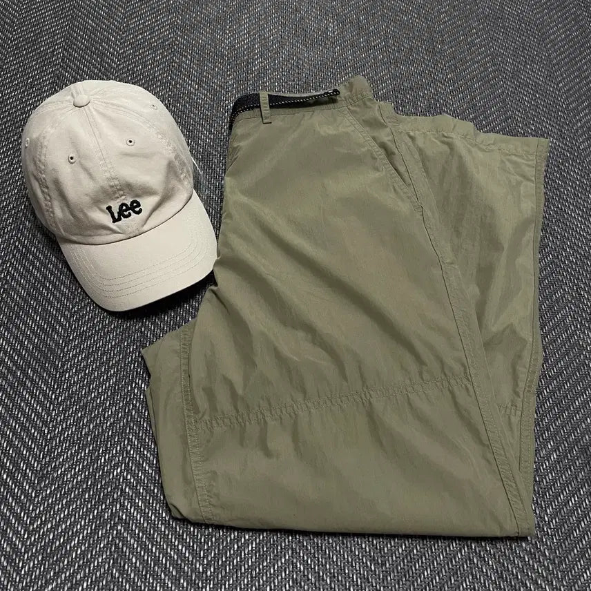 [BUNJANG] Olive Khaki Cargo Pants and Beige Ball Cap Set / 30-32/free] Lee 바지+볼캡 모자