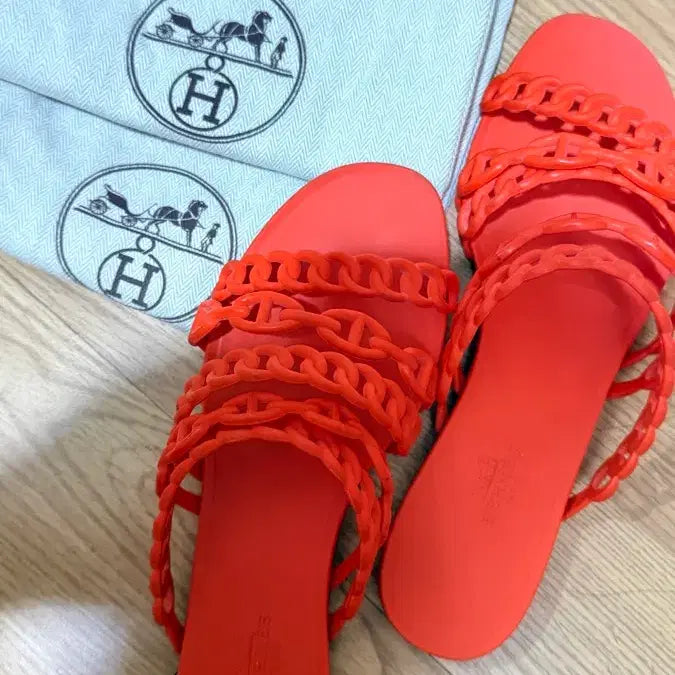 [BUNJANG] Hermes Orange Jelly Flat Sandals Size 38 / 에르메스 오렌지 컬러 젤리 플랫 38