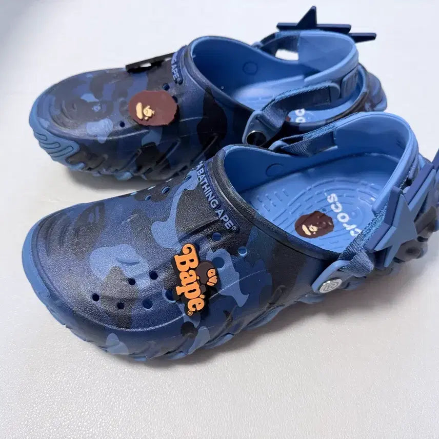 [BUNJANG] BAPE Crocs Camo Sandals Blue US 9 / 베이프 크록스 카모 샌들 블루 270 us9