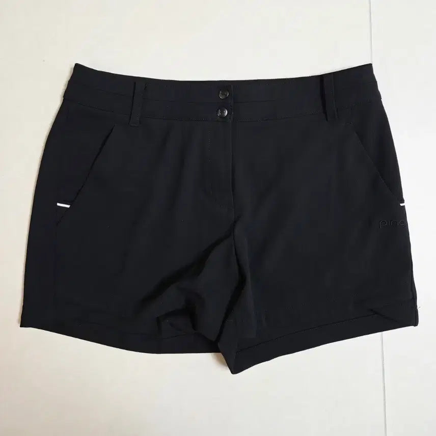 [BUNJANG] Ping Women's Golf Shorts 26-27 / 핑 여성 골프 반바지 26~27