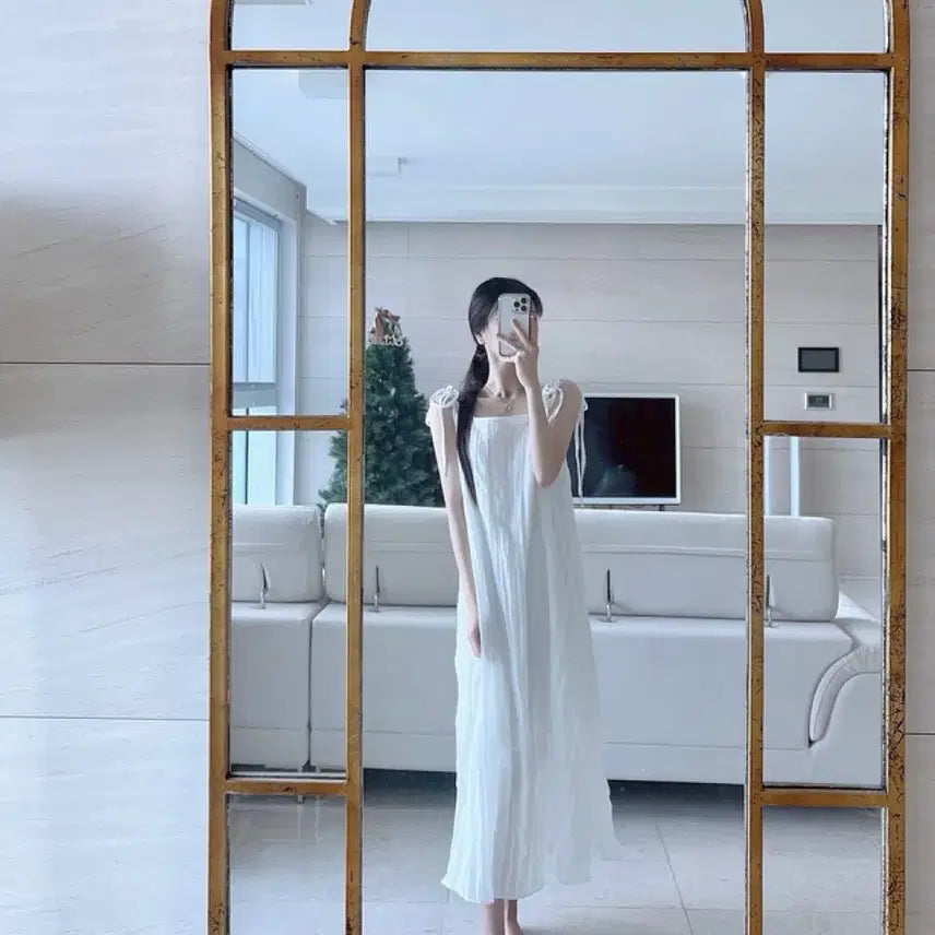 [BUNJANG] Mayoon Ribbon Pleated Sleeveless Dress White / 메이윤 리본 주름 나시원피스 화이트