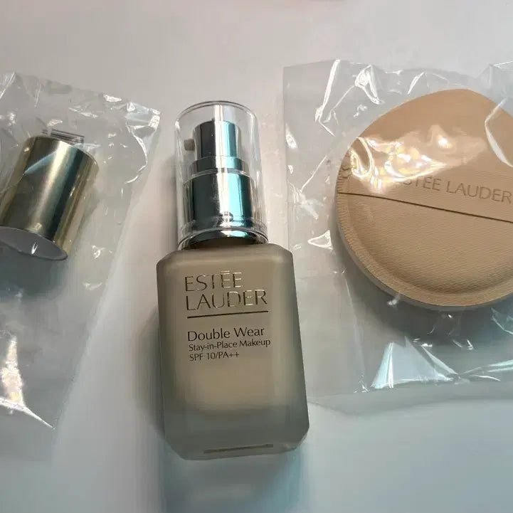 [BUNJANG] Estee Lauder Double Wear Foundation (0N1 Alabaster) with Pump and Puff / 에스티로더 더블웨어 0N1 알라바스터 + 펌핑기 + 퍼프