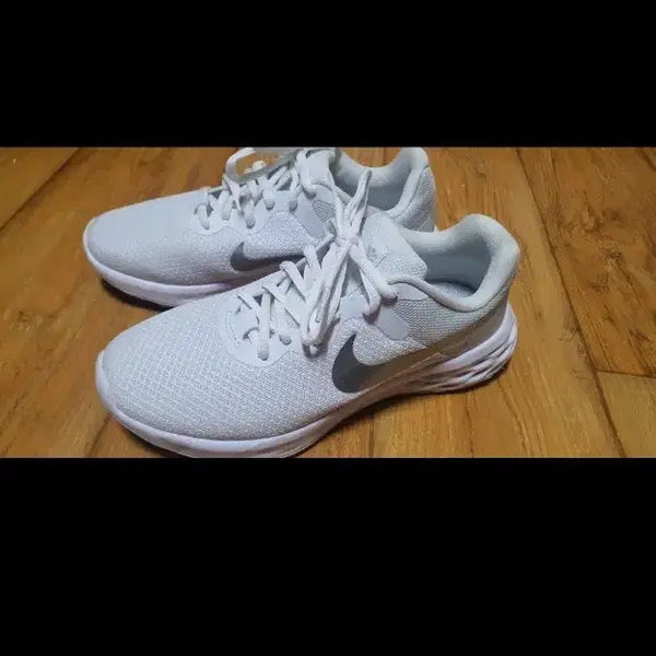 [BUNJANG] Nike Athletic Shoes US Size 6 (230-240) / 나이키 운동화 사이즈 us6 230-240