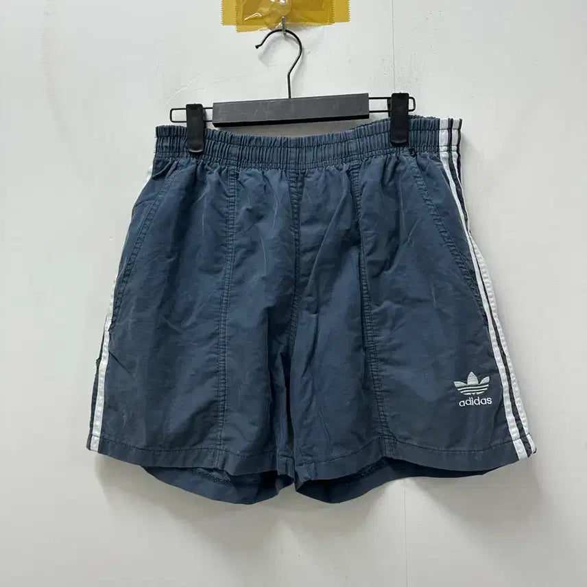 [BUNJANG] Adidas Three-Stripes Training Shorts Navy M / <만원빈티지 최저가>아디다스 삼선 트레이닝 반바지 네이비 M
