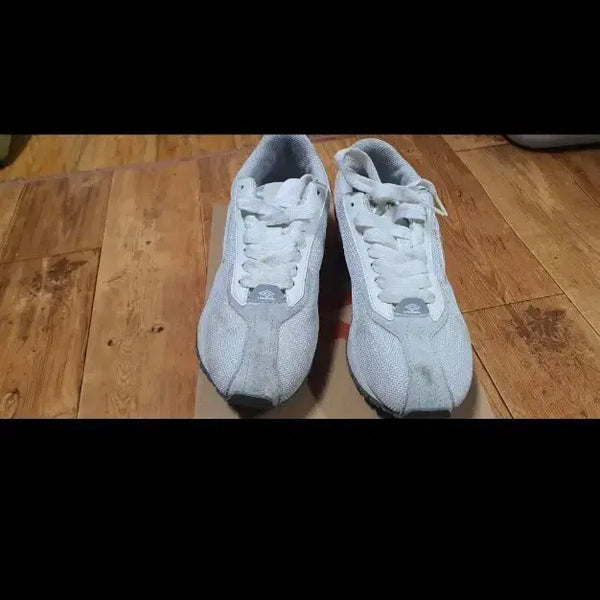 [BUNJANG] Umbro Sneakers Size 7 / 엄브로 운동화 사이즈7