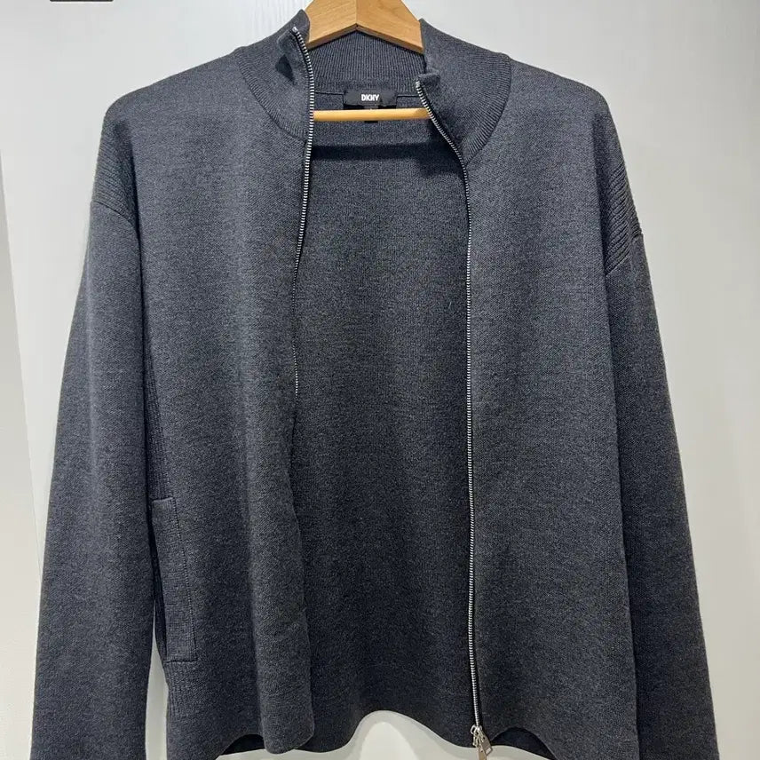 [BUNJANG] DKNY Zip-Up Knit L / DKNY 집업 니트