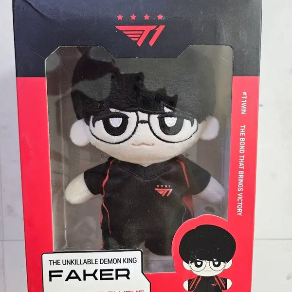 [BUNJANG] T1 Faker Player Doll / 페이커 T1인형 판매합니다.