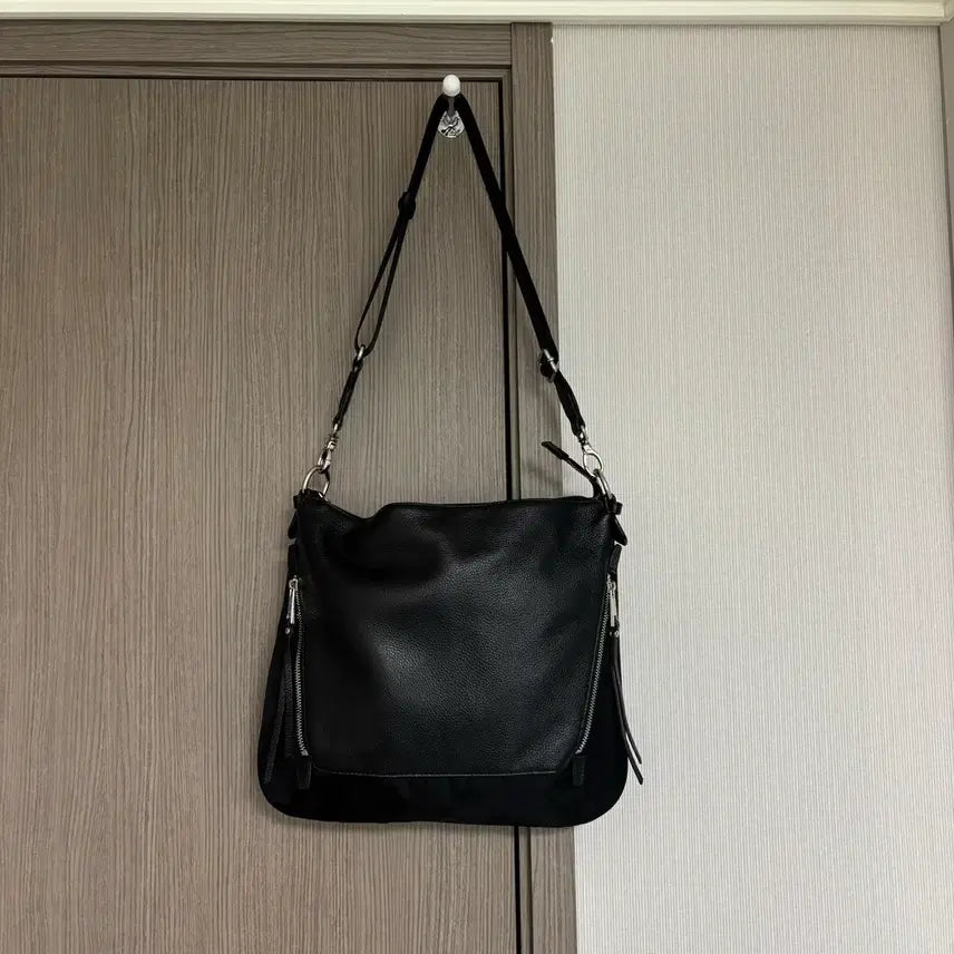 [BUNJANG] Vintage Two-Way Leather Bag / 빈티지 투웨이 레더 백