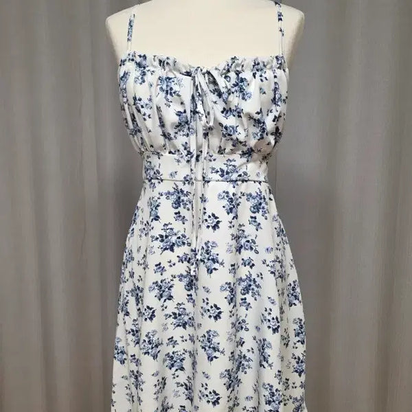 [BUNJANG] Floral Sleeveless Mini Dress / 새상품 플로럴 끈나시 미니 원피스