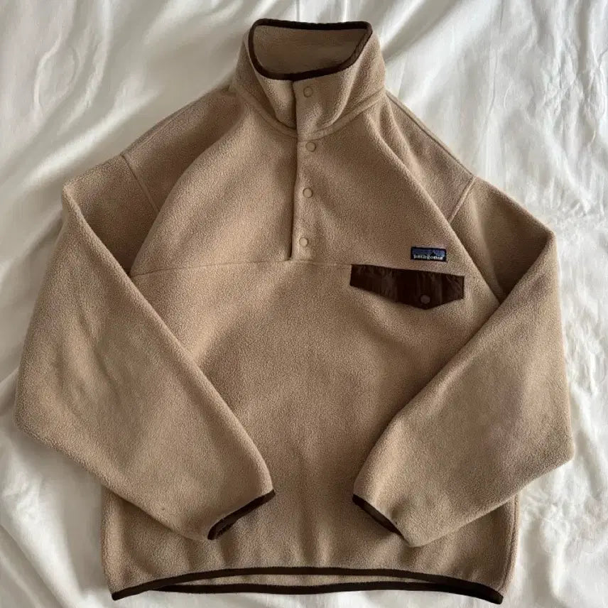 [BUNJANG] Patagonia Synchilla Fleece Jacket Cream Brown Vintage 2011 RKH Size M / [M] 파타고니아 신칠라 빈티지 크림 브라운