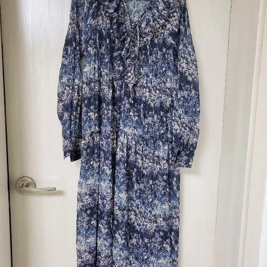 [BUNJANG] Jikot Floral Pattern Long Dress / 지컷 플라워 패던 롱 원피스