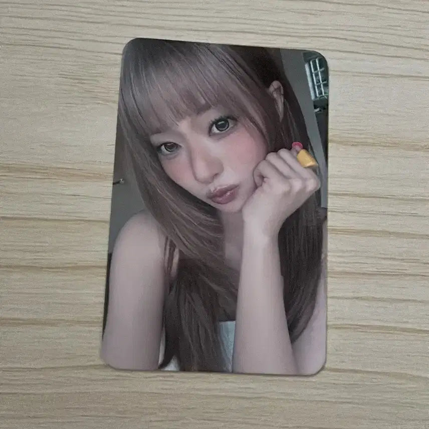 [BUNJANG] fromis_9 Lee Nagyung Who'sfan Special Edition Ball Bread Photocard / 프로미스나인 후즈팬 특전 볼찌빵 이나경