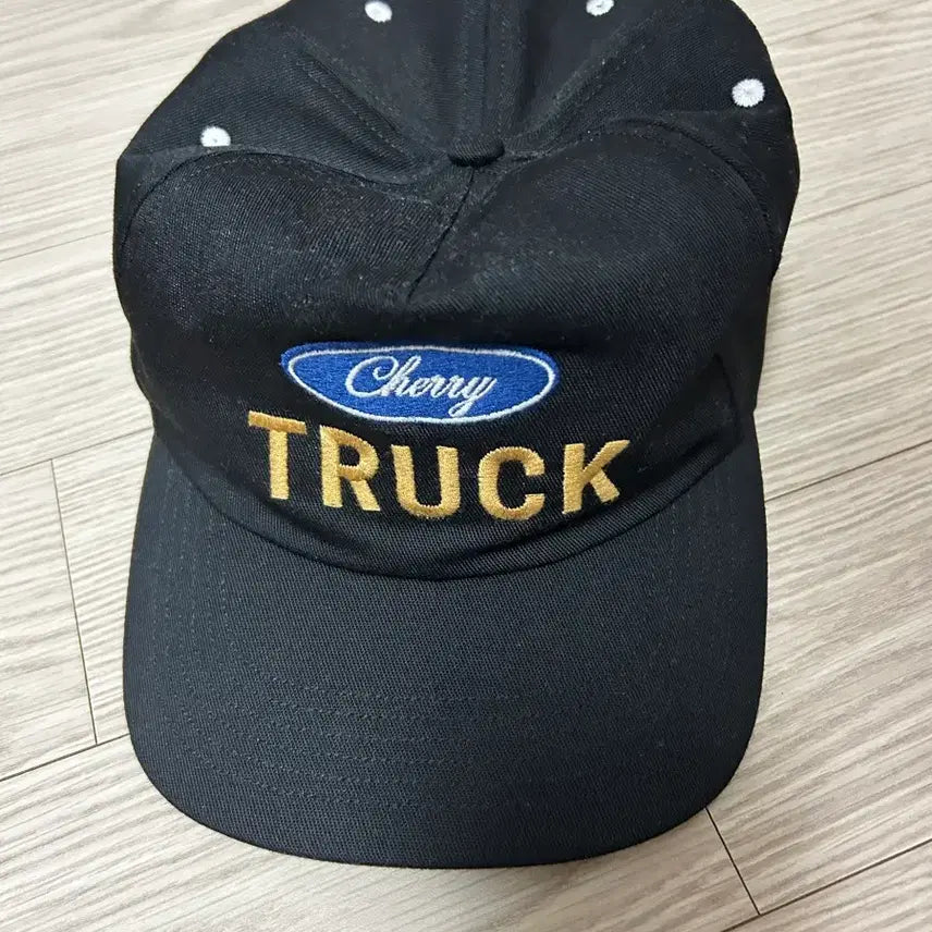 [BUNJANG] Cherry La Truck Cap / Cherry la truck cap