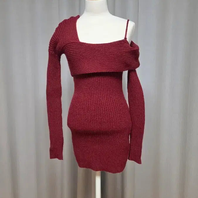[BUNJANG] Burgundy Ribbed Knit Mini Dress / 새상품 버건디 골지 니트 원피스