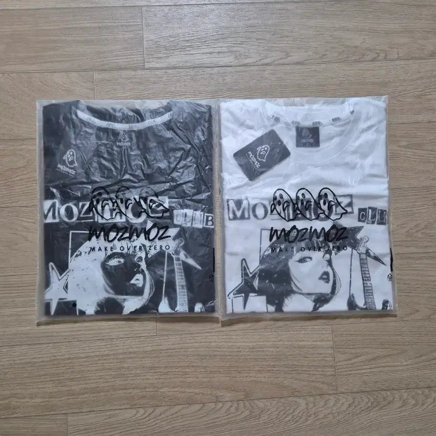 [BUNJANG] Mozmoz Comic Girl Oversized T-Shirt Set (White+Black) / mozmoz 모즈모즈 오버핏 반팔 티셔츠 코믹걸(화이트+블랙)