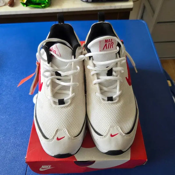 [BUNJANG] Nike Air Max AP White/Red/Black Sneakers (275mm) / 나이키 에어맥스 AP 흰/빨 275