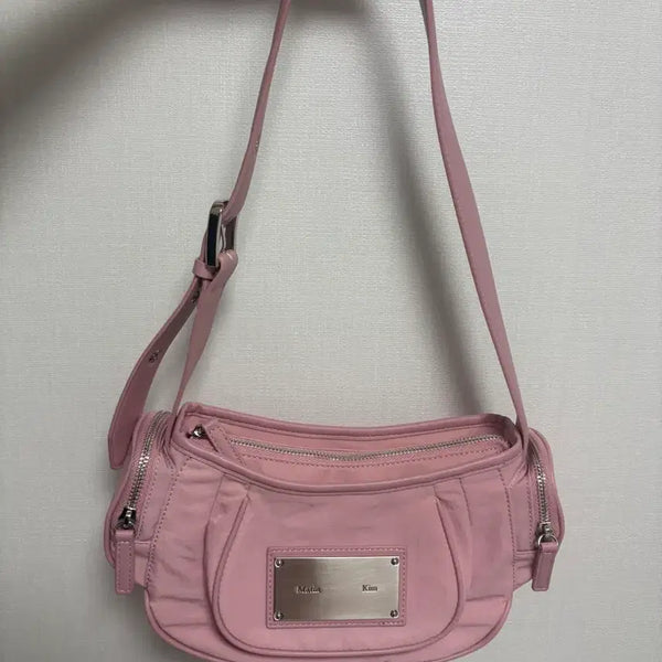 [BUNJANG] Matinkim Round Shoulder Bag Pink / 마뗑킴 라운드 숄더백 핑크