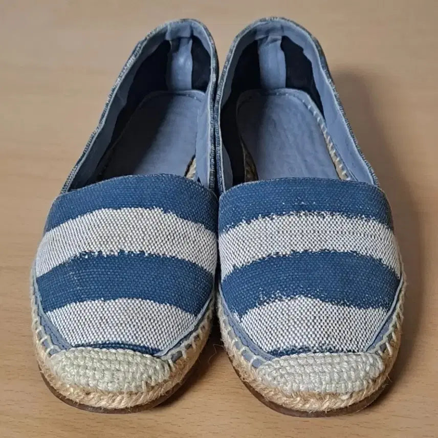 [BUNJANG] Burberry Espadrilles Size 36 (230mm) / 버버리 에스파듀 36 230