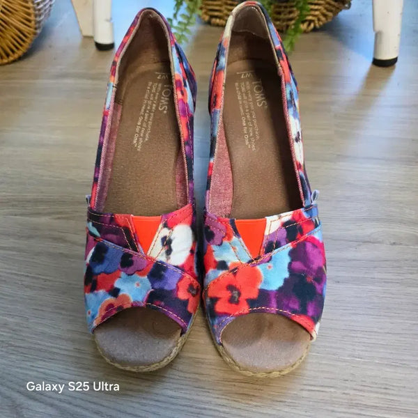 [BUNJANG] TOMS Floral Pattern Wedge Heels / TOMS 웨지 힐 플로럴 패턴