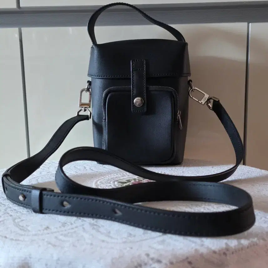 [BUNJANG] Tomboy Crossbody Bag / 톰보이크로스백