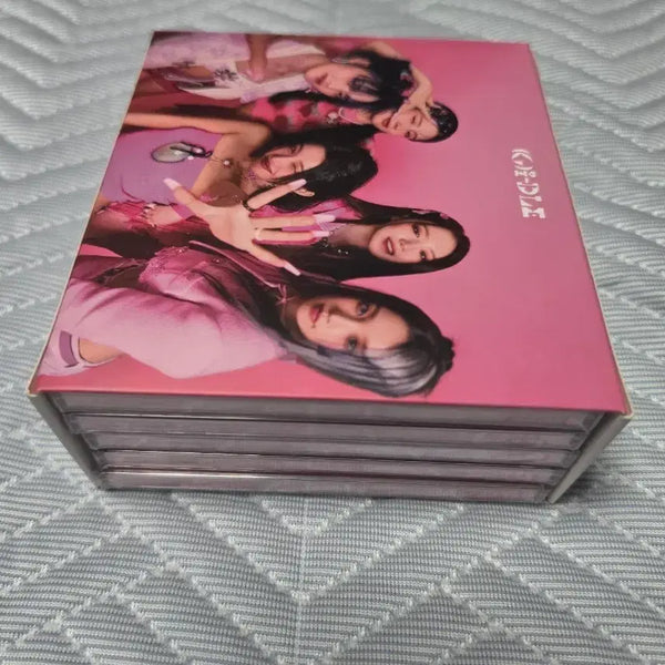 [BUNJANG] G)I-DLE (G)I-DLE Mini 6th Album 'I feel' Jewel Ver. 5-Set (Sealed) / 미개봉 5종 특전박스세트 여자 아이들 - 미니 6집 I feel [Jewel Ver. 커버 5종 세트] gidle idle