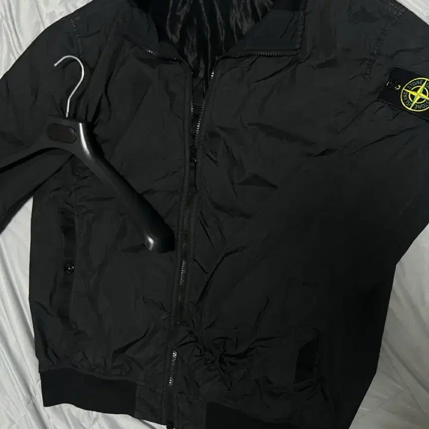 [BUNJANG] Stone Island 25ss Crinkle Reps Jacket Black XL / [xl] 25ss 스톤아일랜드 크링클랩스 바람막이 자켓 블랙