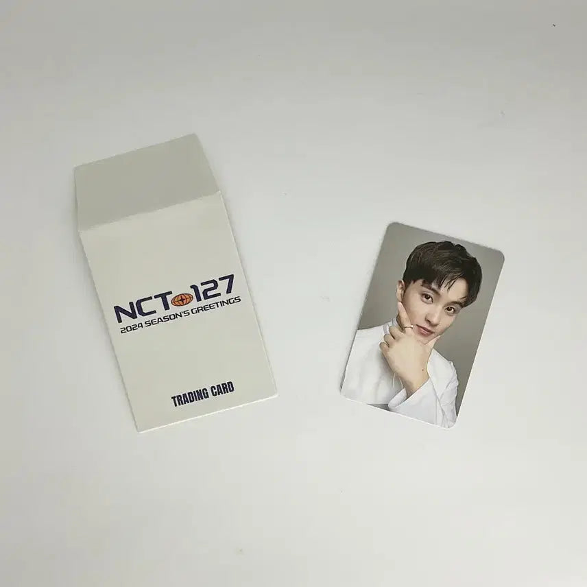 [BUNJANG] NCT 127 Mark 2024 Season's Greetings Photocard B_1 / 엔시티127 마크 2024 시즌그리팅 포토카드 B_1 NCT 127 MARK 2024 SEASON'S GREETINGS PHOTOCARD B_1