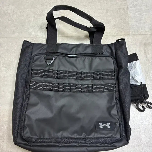 [BUNJANG] Under Armour Triumph Utility Tote Bag 1378419-001 Black / 언더아머 트라이엄프 유틸리티 토트백 1378419-001