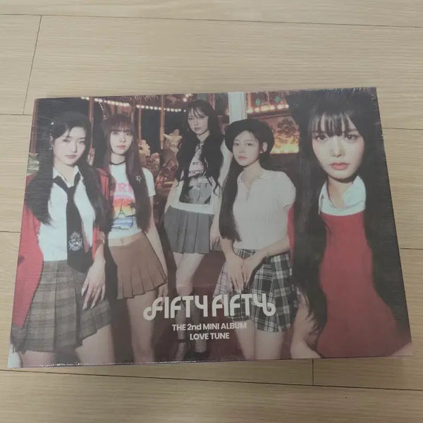 [BUNJANG] FIFTY FIFTY 2nd Mini Album 'LOVE TUNE' (Sealed) / 피프티피프티 2집 앨범 미개봉