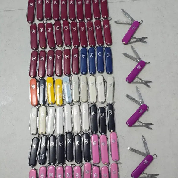 [BUNJANG] Victorinox Classic SD Swiss Army Knife (Used) / 빅토리녹스 미니툴 1개 가격 클래식 SD 중고 맥가이버
