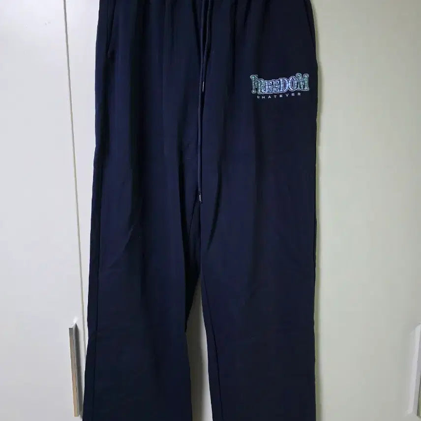 [BUNJANG] Freedom Sweatpants Navy 2XL / (새상품)프리덤 스웨트팬츠 네이비 2XL