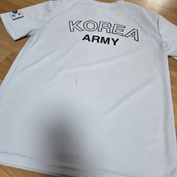 [BUNJANG] ROCA Light Blue Short Sleeve T-Shirt Size 95 / 하늘색 로카 반팔 티셔츠 95