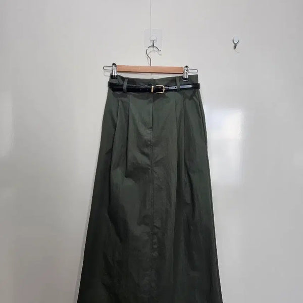 [BUNJANG] Two-Tuck Long Skirt / 롱스커트